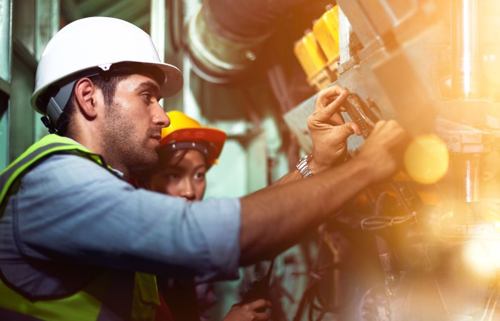 8 High-Paying Jobs You Can Get With A Certificate
